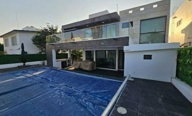 CASA EN VENTA EN FRACCIONAMIENTO LOMAS DE COCOYOC, MORELOS