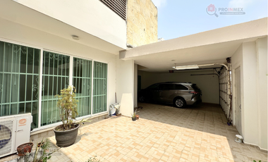 Renta | Casa 4 habitaciones Amplios espacios Fraccionamiento Costa de Oro