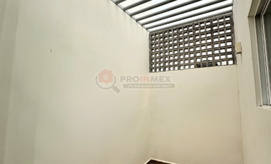 Renta | Casa 4 habitaciones Amplios espacios Fraccionamiento Costa de Oro