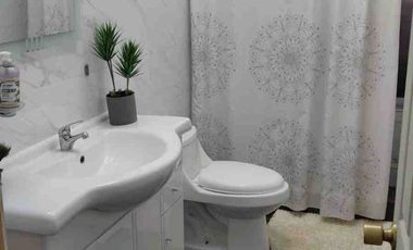 Arriendo Excelente Departamento interior 1 dormitorio Metro Los Dominicos