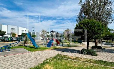 CASA EN VENTA PARQUES DE TESISTAN ZAPOPAN
