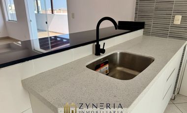 Oportunidad en Surco: Departamento de 157 m² con terrazas, vista al parque y acceso por escalera