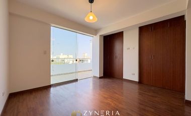 Oportunidad en Surco: Departamento de 157 m² con terrazas, vista al parque y acceso por escalera