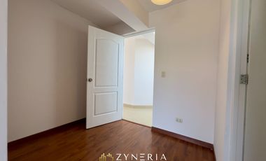 Oportunidad en Surco: Departamento de 157 m² con terrazas, vista al parque y acceso por escalera