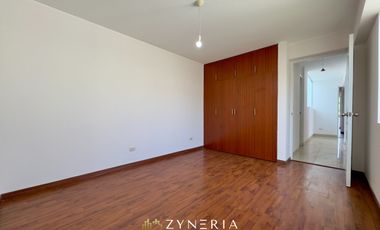 Oportunidad en Surco: Departamento de 157 m² con terrazas, vista al parque y acceso por escalera