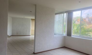 RENTO EN CUERNAVACA AMPLIO DEPARTAMENTO CON 3 RECÁMARAS, SUPER UBICADO Y SEGURIDAD TOTAL