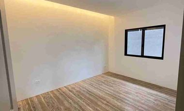 HOUSE AND LOT FOR SALE