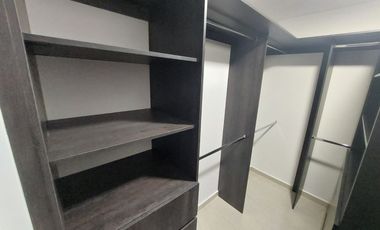 CASA EN RENTA EN BOSQUES DE ICA ZINACANTEPEC CON JARDÍN Y SEGURIDAD 24/7
