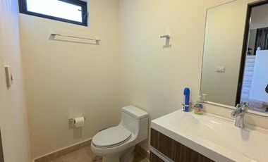 Amplio Departamento en Renta en el Centro de Playa del Carmen – 2 Recámaras