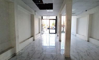 ARRIENDO Local Comercial de 98,93 m2 + 94 m2 en piso 2, Metro Irarrázaval