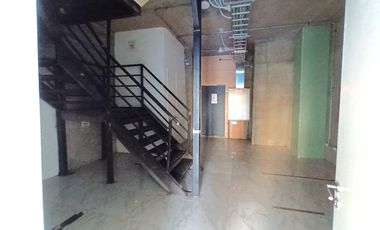 ARRIENDO Local Comercial de 98,93 m2 + 94 m2 en piso 2, Metro Irarrázaval