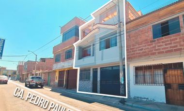 CASA EN VENTA A PASOS DEL MERCADO SANTA ROSA - C.GREGORIO ALBARRACIN