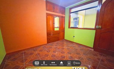 CASA EN VENTA A PASOS DEL MERCADO SANTA ROSA - C.GREGORIO ALBARRACIN