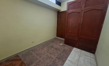 CASA EN VENTA A PASOS DEL TERMINAL TRRESTRE, TACNA