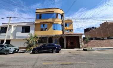 CASA EN VENTA A PASOS DEL TERMINAL TRRESTRE, TACNA
