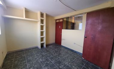 CASA EN VENTA A PASOS DEL TERMINAL TRRESTRE, TACNA