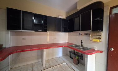 CASA EN VENTA A PASOS DEL TERMINAL TRRESTRE, TACNA