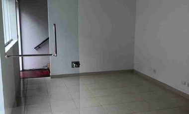 Local comercial de 4 pisos en Surquillo límite con San Isidro 🚀