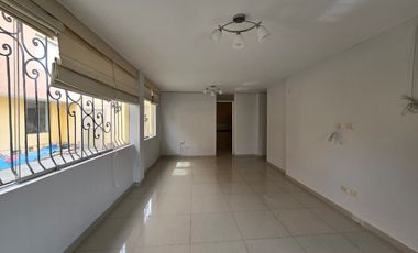 VENDO DEPARTAMENTO DE 1ER PISO EN EL CERCADO DE TACNA