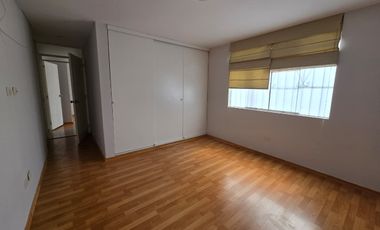 VENDO DEPARTAMENTO DE 1ER PISO EN EL CERCADO DE TACNA