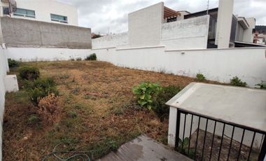 Se vende terreno en Bosques de Santa anita