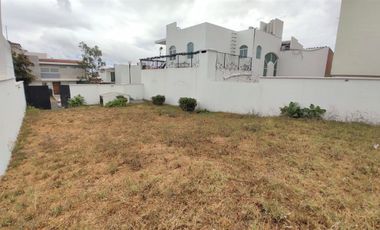 Se vende terreno en Bosques de Santa anita