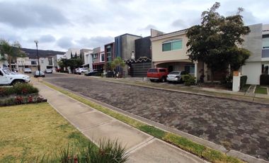 Se vende terreno en Bosques de Santa anita