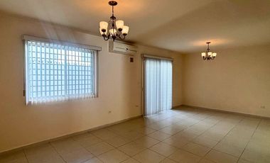 Casa en Renta  en Brisas de Valle Alto, zona de Carretera Nacional, Monterrey