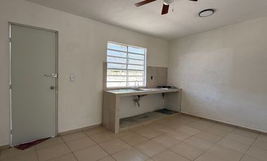 CASA EN RENTA SOBRE AVENIDA, A PASOS DEL ESTADIO DE SALVADOR ALVARADO - MERIDA, YUCATAN.