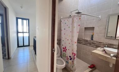Renta De casa en Privada Valle Real carretera Rioverde pasando periférico Slp