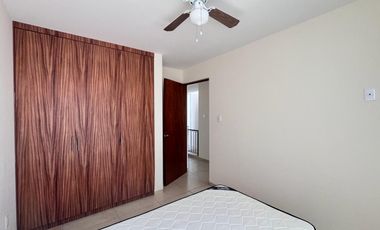 Renta De casa en Privada Valle Real carretera Rioverde pasando periférico Slp