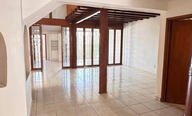 CASA EN VENTA EN LA COLONIA MONRAZ