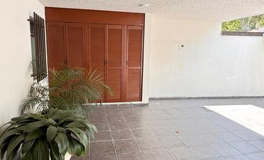 CASA EN VENTA EN LA COLONIA MONRAZ
