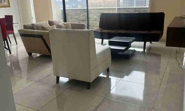 ALQUILO DEPARTAMENTO AMOBLADO 2 DORMITORIOS EN TORRES DEL HILTON COLON GUAYAQUIL ECUADOR