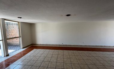 CASA EN RENTA CERCA DE PLAZA CRISTAL - 16 DE SEPTIEMBRE - UVP