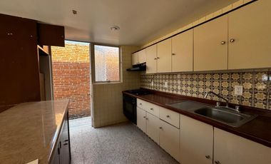 CASA EN RENTA CERCA DE PLAZA CRISTAL - 16 DE SEPTIEMBRE - UVP