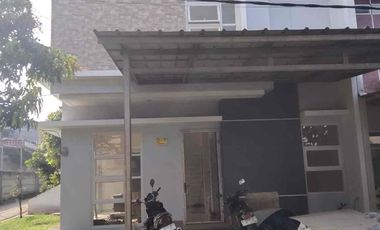 Best Deal! Rumah Hook Renovasi Total, Bebas Banjir, Nego Langsung Pemilik