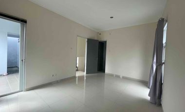 Di Bawah Harga Pasar! Seruni Hills Kranggan - Rumah Hook Renovasi Total, Bebas Banjir, Nego Langsung Pemilik