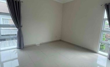 Di Bawah Harga Pasar! Seruni Hills Kranggan - Rumah Hook Renovasi Total, Bebas Banjir, Nego Langsung Pemilik