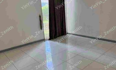 Rumah 2 Lantai Halaman Super Luas Cluster Premium KBP