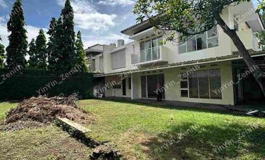 Rumah 2 Lantai Halaman Super Luas Cluster Premium KBP