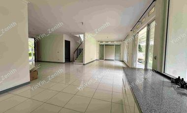 Rumah 2 Lantai Halaman Super Luas Cluster Premium KBP