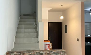 Casa en renta en Paseo del Vergel – Zona Sur Monterrey 💰 $29,000 MXN mensuales (mantenimiento incluido)