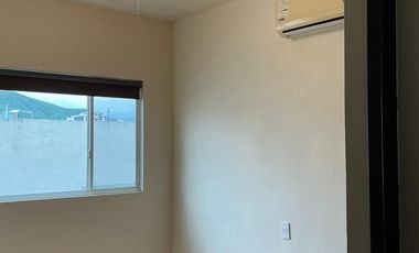 Casa en renta en Paseo del Vergel – Zona Sur Monterrey 💰 $29,000 MXN mensuales (mantenimiento incluido)