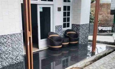 DIJUAL CEPAT RUMAH DAN 2 KIOS PINGGIR DI KUNINGAN