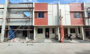 For Sale! Meycauayan Bulacan Preselling Townhouse 3.070M -AJCV