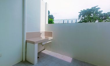 For Sale! Dulalia Meycauayan Preselling Townhouse with 3BR 4.925M -AJCV
