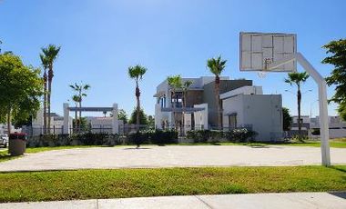 CASA EN VENTA EN RESIDENCIAL GRAN SEGOVIA, MEXICALI