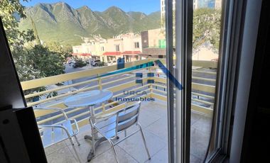 Casa en Venta en El Sabino Residencial, Monterrey, Nuevo León