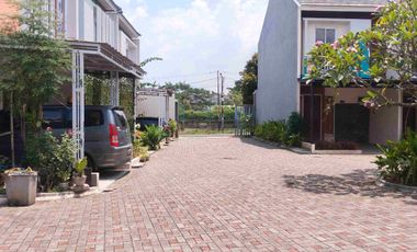 Over Rumah 2 Lantai di Pamulang Tangsel